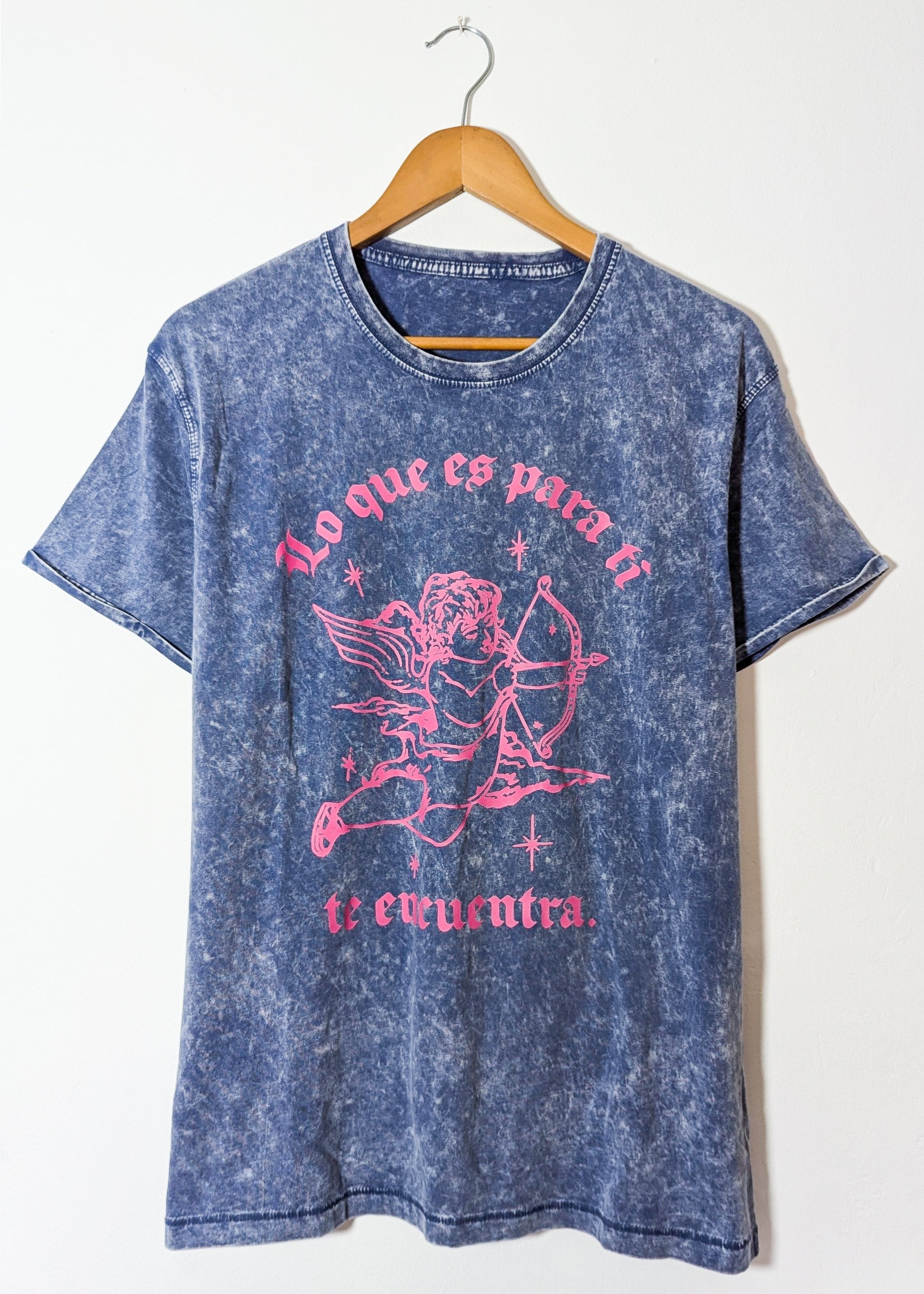 Camiseta Lo que es para ti, Te Encuentra