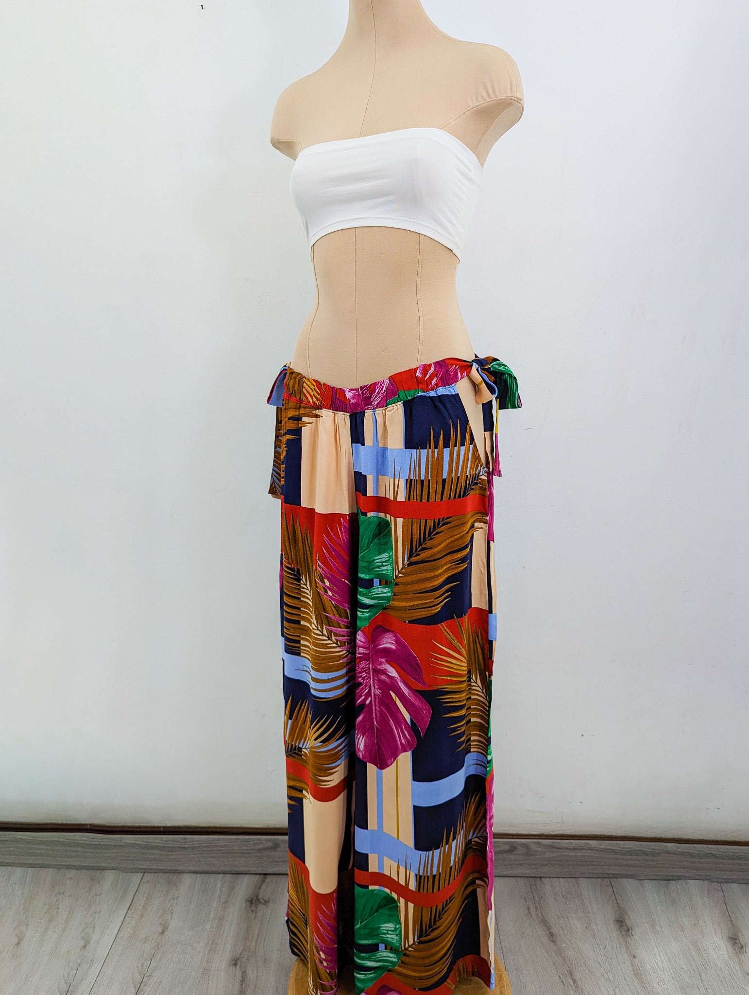 Pantalones Palazzo Cut Out Lazos